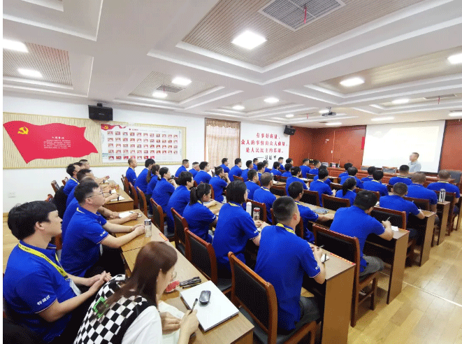 不留退路就是勝利之路｜尖兵特訓(xùn)營——小拇指的全系創(chuàng)新團(tuán)建培訓(xùn)_08.gif